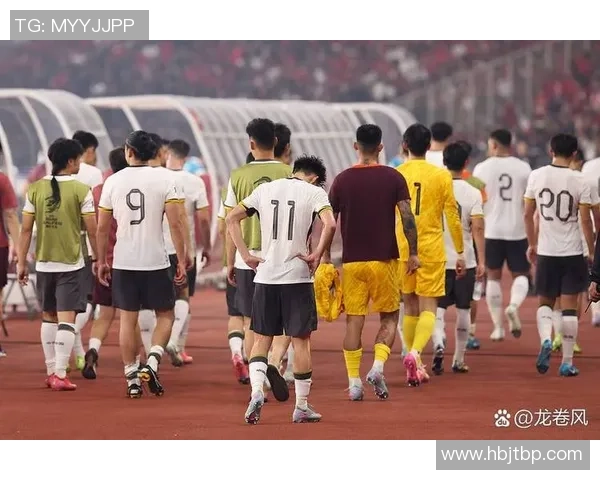 赛后分析:上海足球队与广州足球队的技术对决与战术解析 赛后分析:上海足球队与广州足球队的技术对决与战术解析